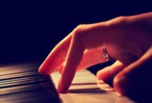 男子体操决赛强强对决，法国选手实力问鼎