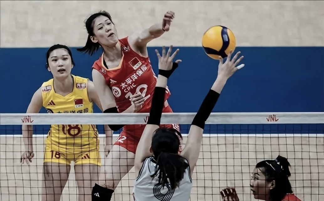 爱游戏官方入口-精彩纷呈的比赛，让人目不暇接，见证历史性时刻的简单介绍