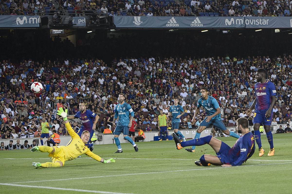 球队防守强劲,逼迫对手失误取得胜利 球队防守强劲,逼迫对手失误取得胜利