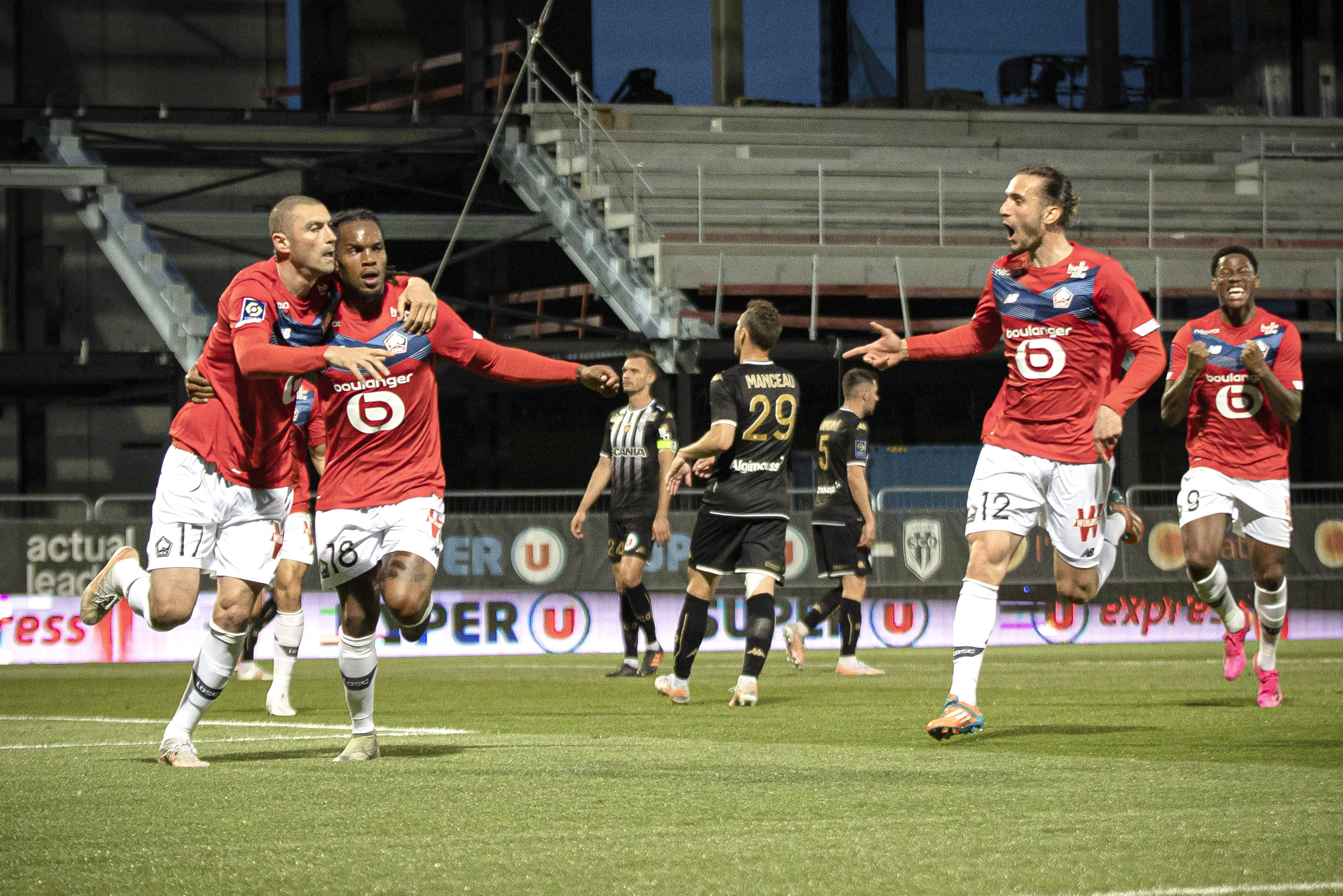 爱游戏体育官网-摩纳哥足球队斩获胜利，展现出强劲的竞技状态