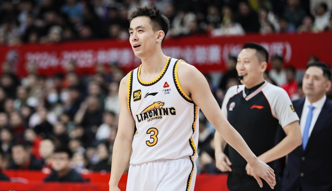 云南男篮士气高昂，球队备战节奏紧张