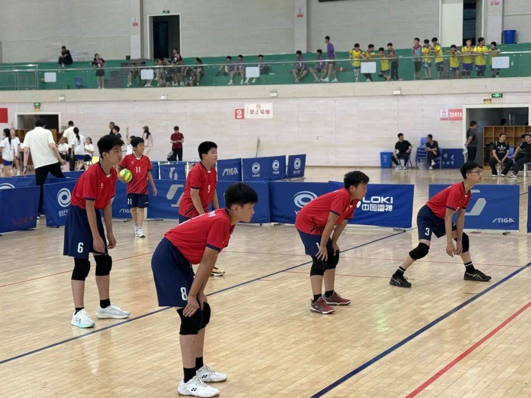 爱游戏官网-包含比赛中球员们的拼搏精神感人至深的词条