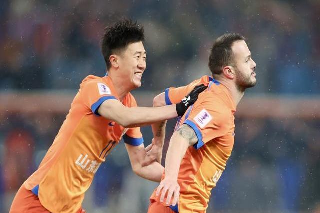 爱游戏入口-硝烟弥漫球场，篮球赢家唯我