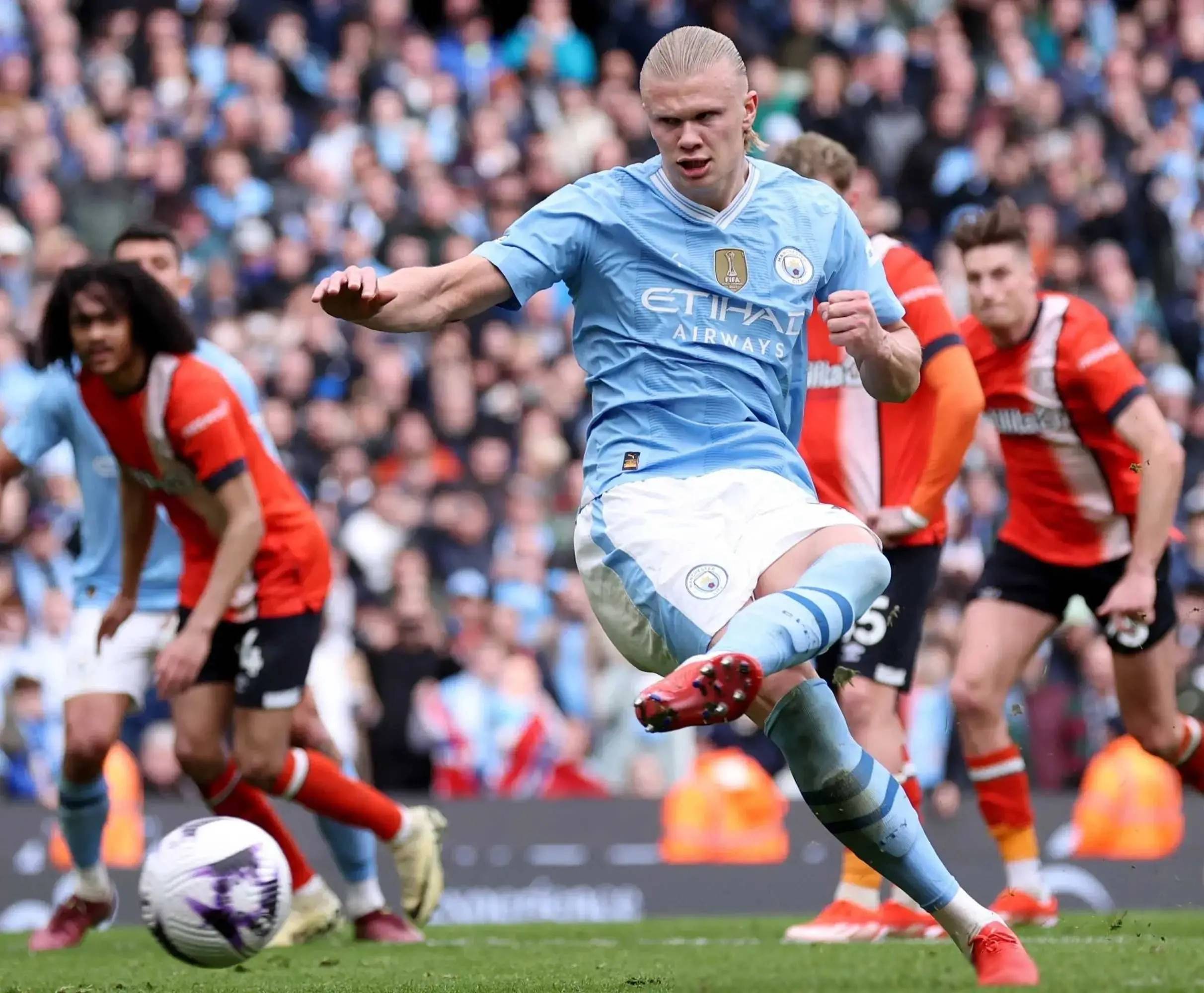 热刺主场遭曼联绝杀,颓势难挽回 热刺主场遭曼联绝杀,颓势难挽回