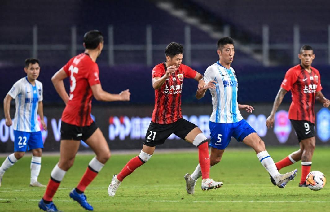 爱游戏网页版登录入口-包含上港激战平局，亚冠出线前途扑朔迷离的词条