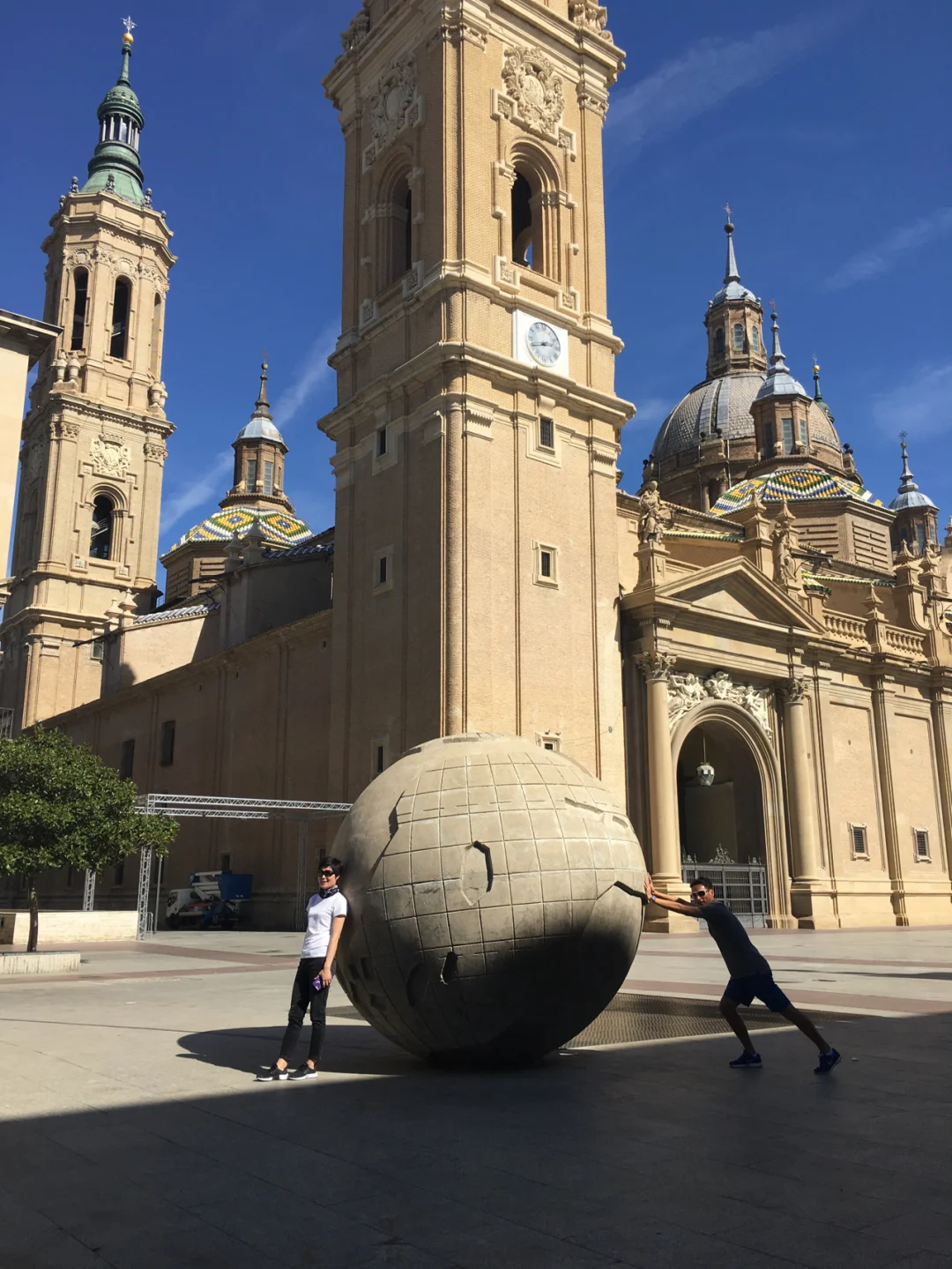 爱游戏官方入口-包含萨拉戈萨客场逼平对手，剧情反转惊喜发生的词条