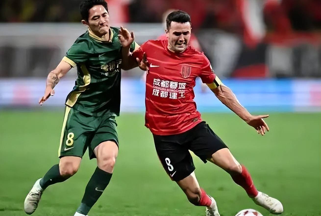 多线作战困扰不小，亚冠赛场磨难连连的简单介绍