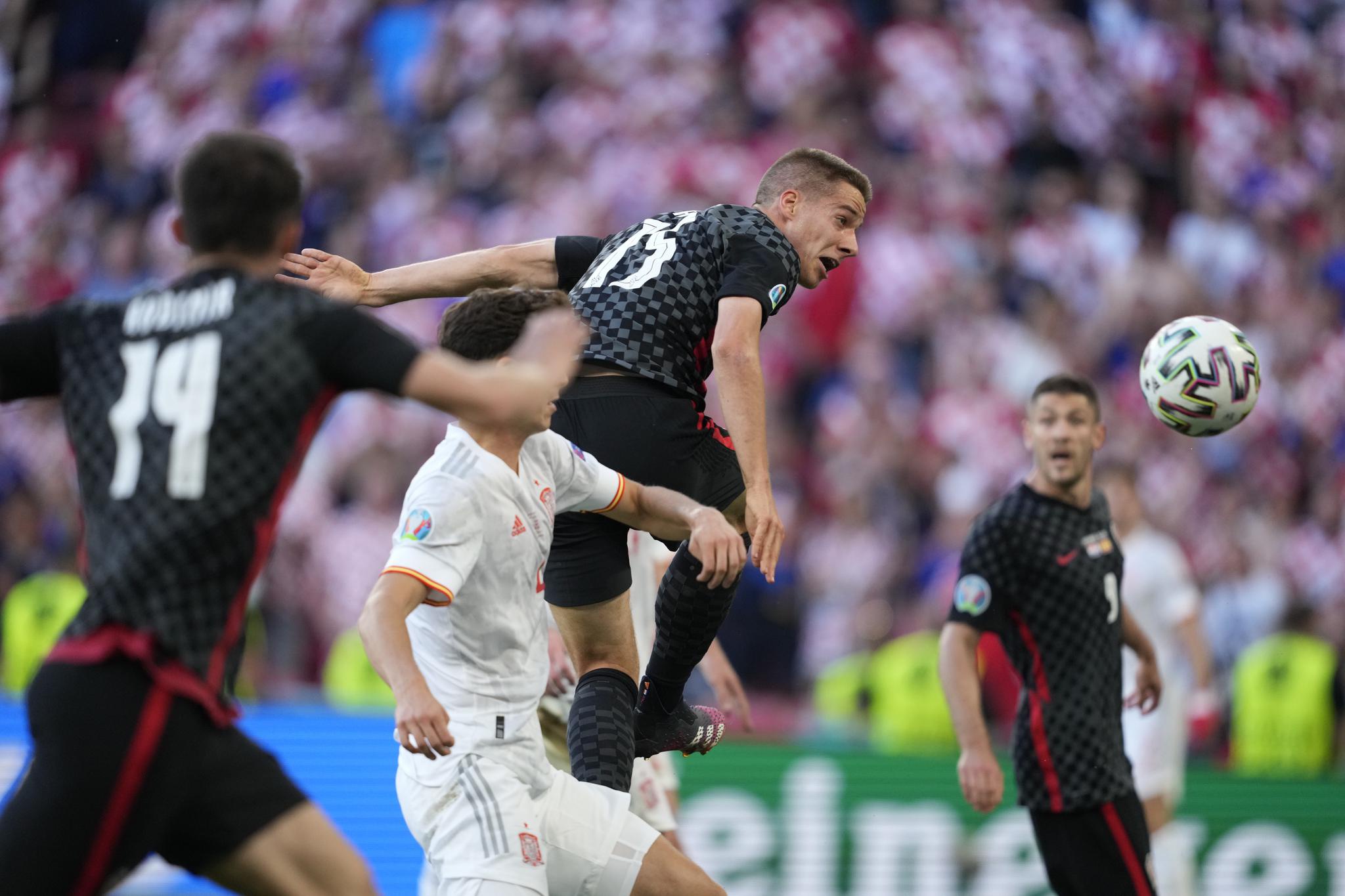 保加利亚队遭遇失利,晋级欧锦赛八强赛的简单介绍 保加利亚队遭遇失利,晋级欧锦赛八强赛的简单介绍