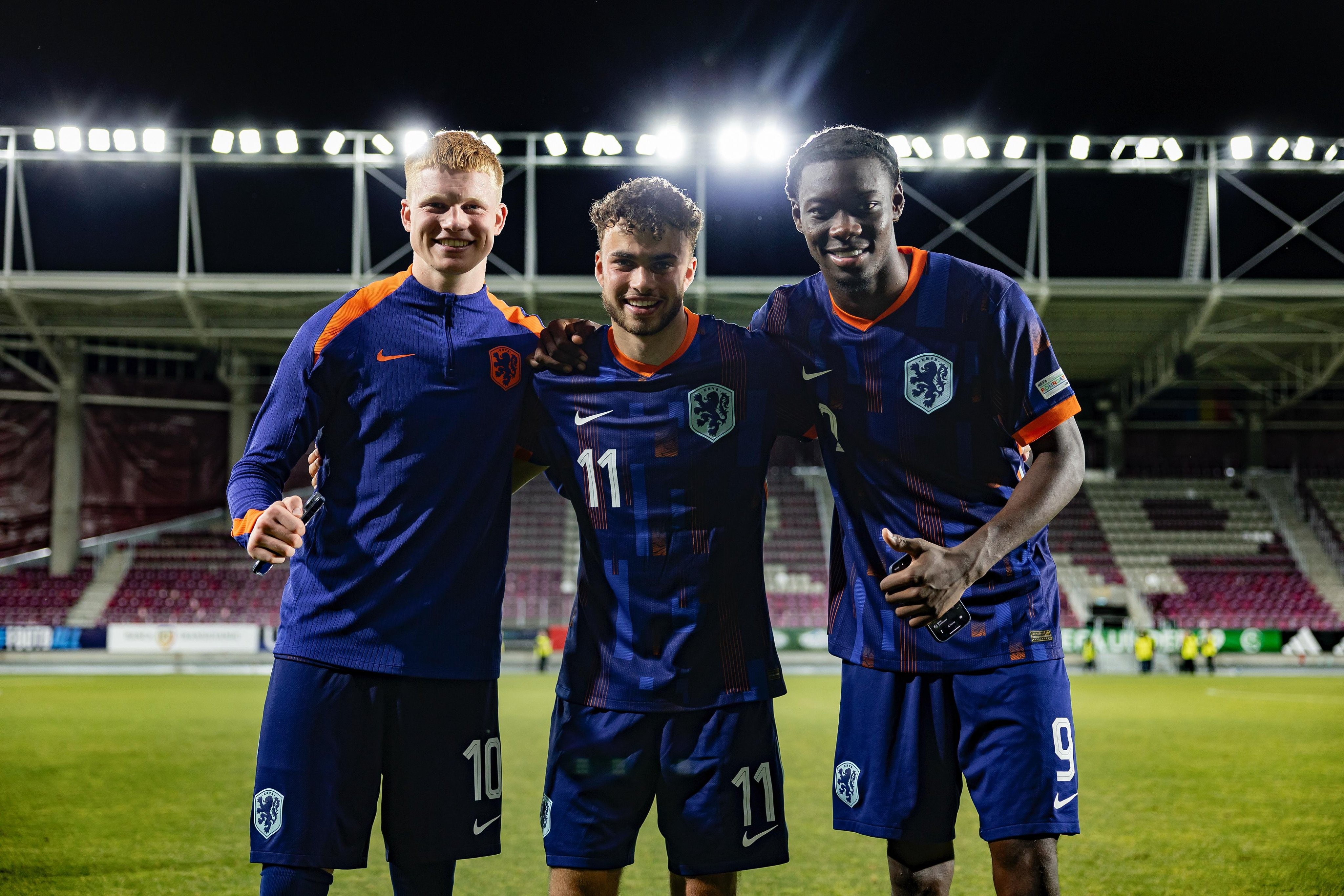 爱游戏官网-荷兰队晋级四强，欧国联赛场上再创佳绩