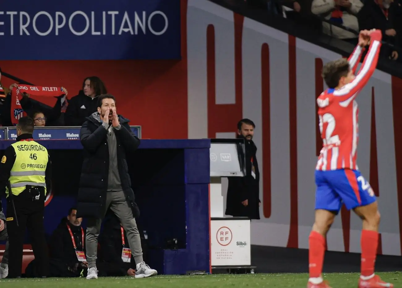 爱游戏体育官网-赫塔费主场被对手逼平，遗憾失分