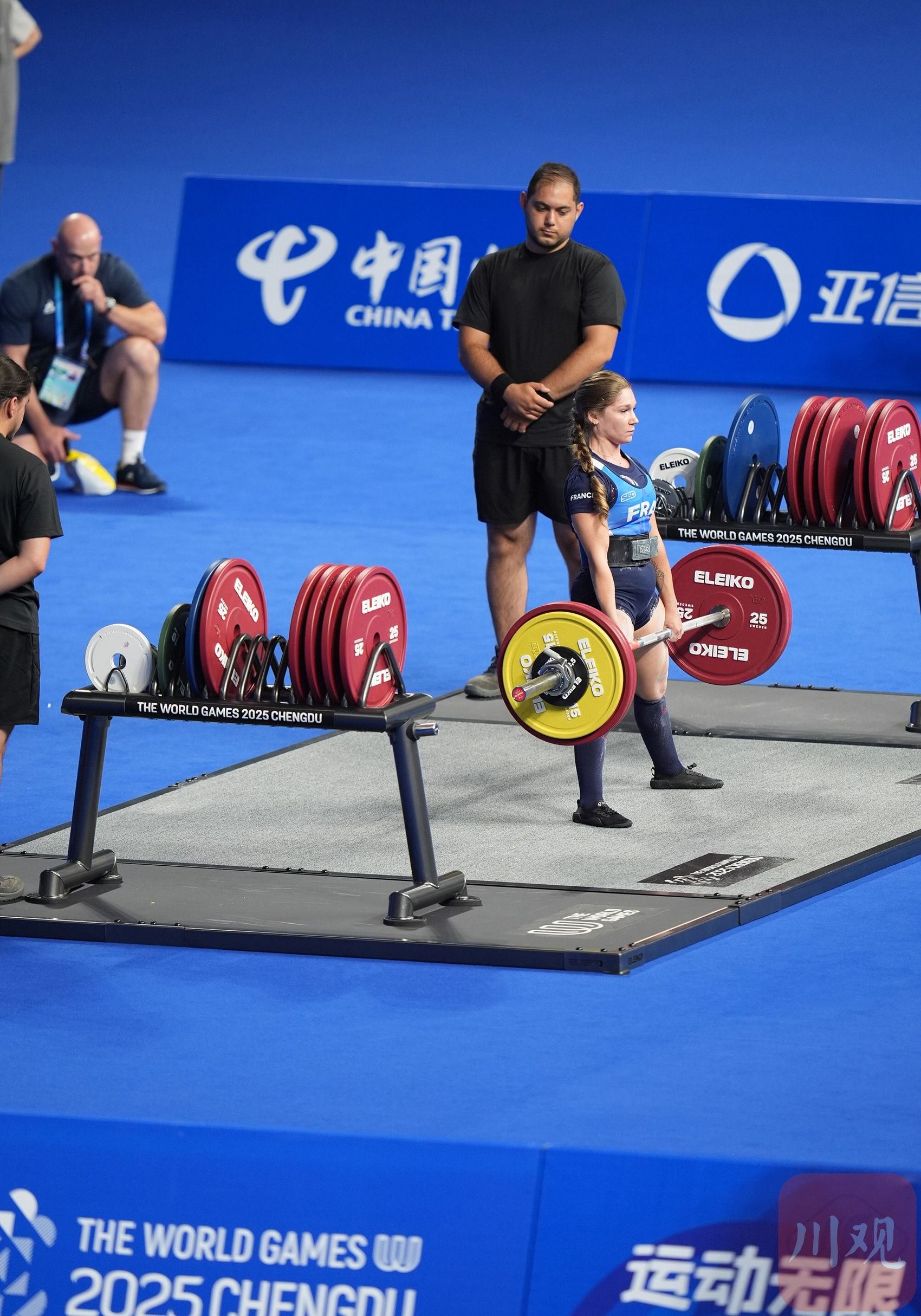 爱游戏登录入口-欧洲代表团在举重赛场上斩获金牌